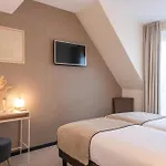 Hotel Helussi París