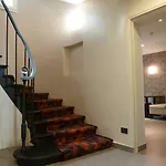 Hotel Helussi París