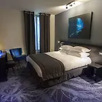 Hotel Helussi París