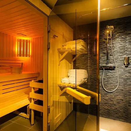 Helussi Hotel 3*
