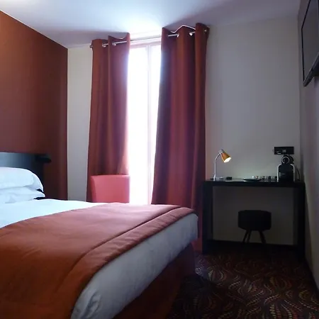 Helussi Szálloda Párizs