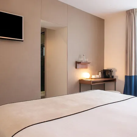 Helussi Hotel 3*