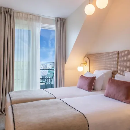 Helussi Szálloda Párizs