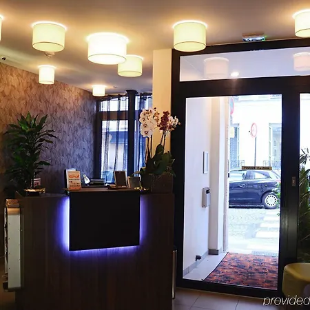 Hotel Helussi París