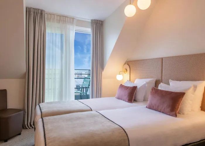 Helussi Hotel Paryż