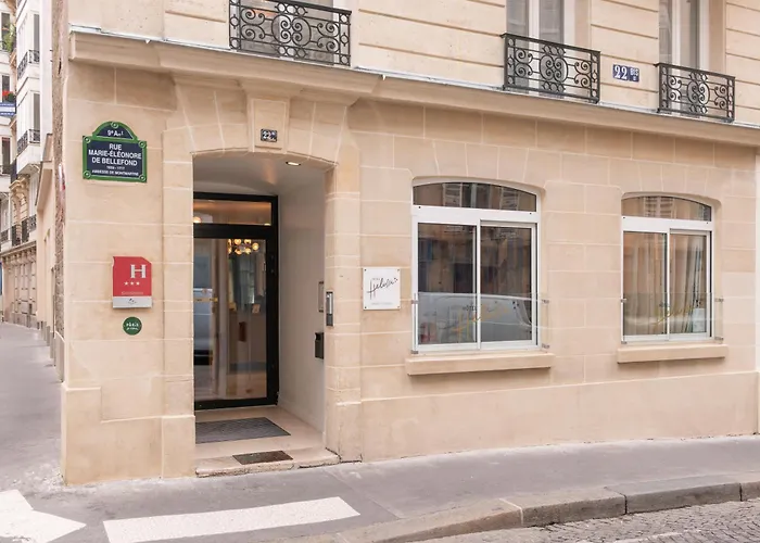 Hotel Helussi Paryż