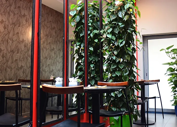 Hotel Helussi Paryż