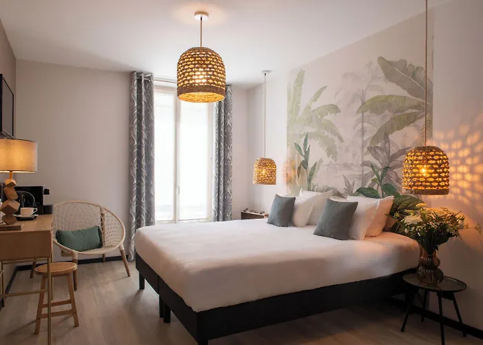 Helussi Hotel Paryż