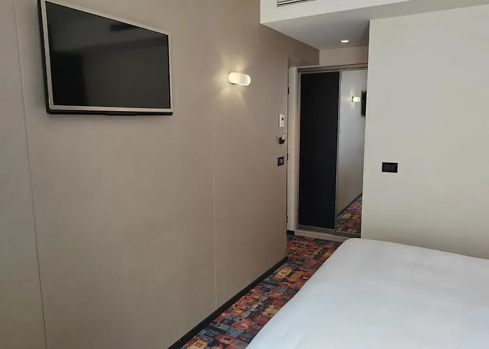 Helussi Hotel Paříž
