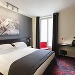 赫鲁斯酒店 3*