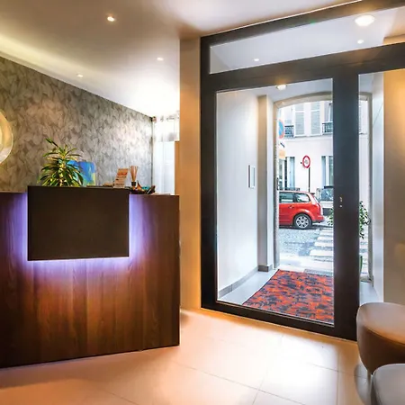 Helussi Paris