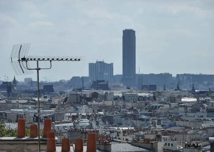 Hotel Helussi Paryż